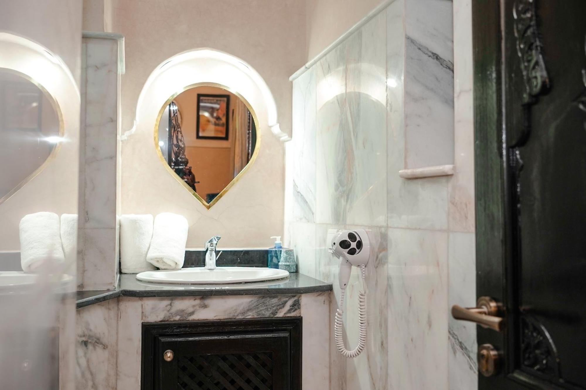 Riad Roummana Marrakech Marrakesh Bagian luar foto